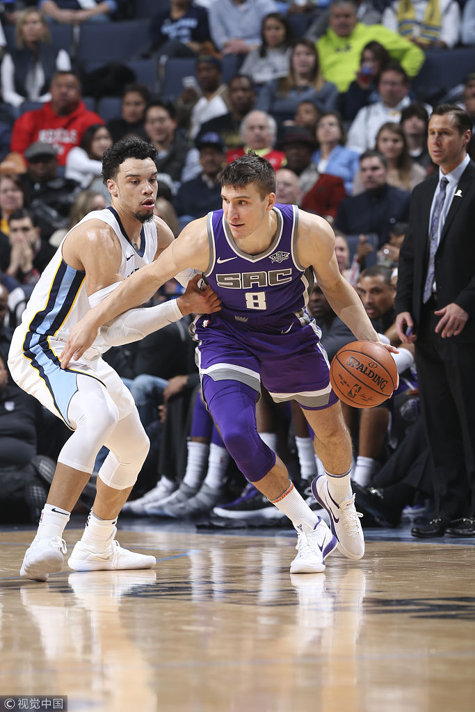 lol比赛回放-关键时刻萨克拉门托国王调整名单以备CBA常规赛；止住颓势环节打磨；态度坚定；轮换策略成焦点的简单介绍